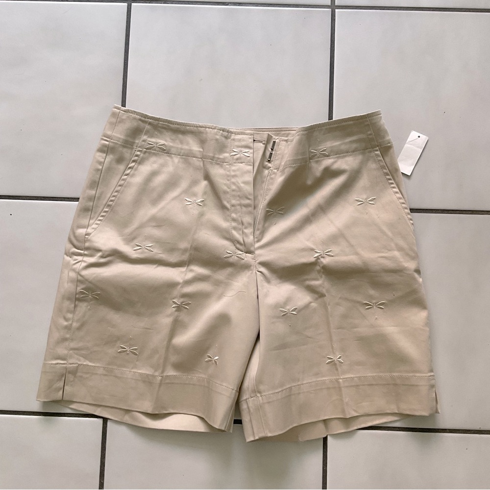 Talbots dragonfly embroidered shorts SZ6